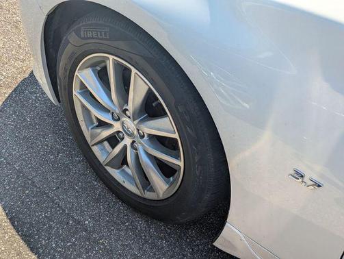 2015 INFINITI Q50 Premium