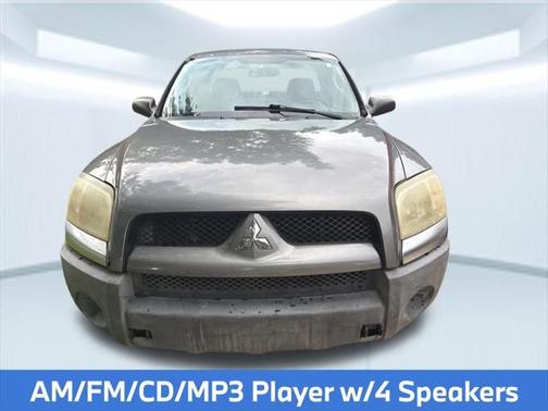 2008 Mitsubishi Raider LS