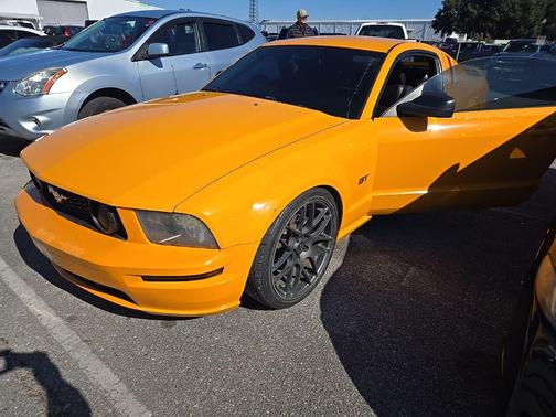 2008 Ford Mustang GT Deluxe