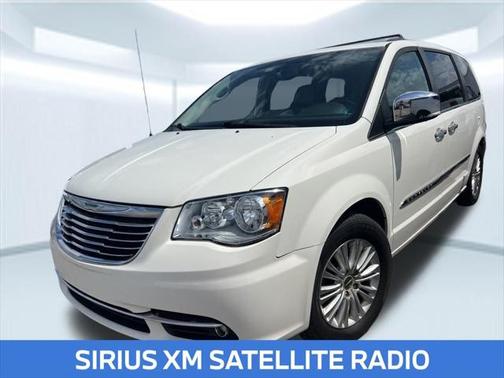 2013 Chrysler Town & Country Limited