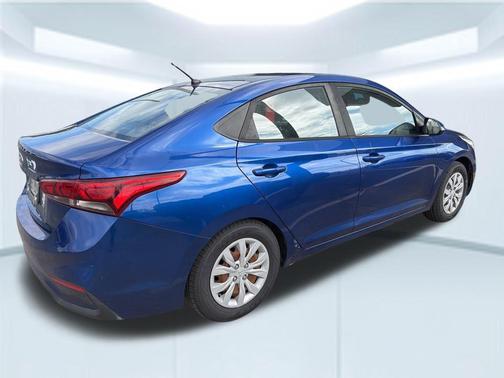 2019 Hyundai Accent SE