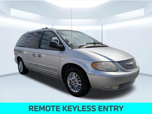 2001 Chrysler Town & Country Limited