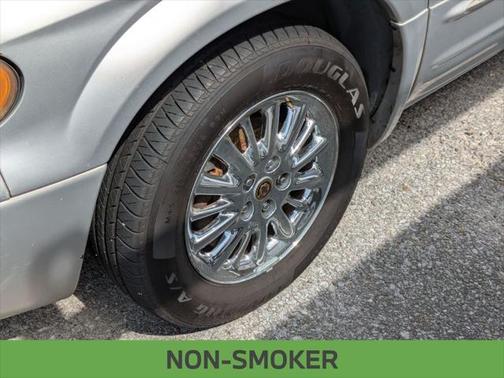 2001 Chrysler Town & Country Limited