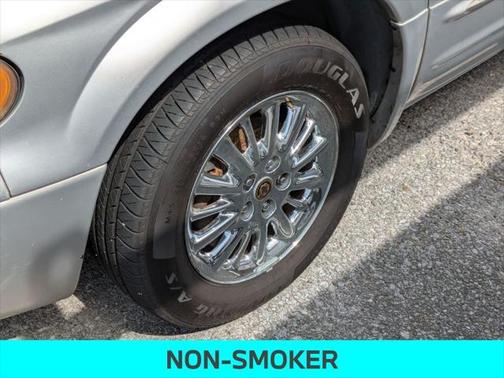 2001 Chrysler Town & Country Limited