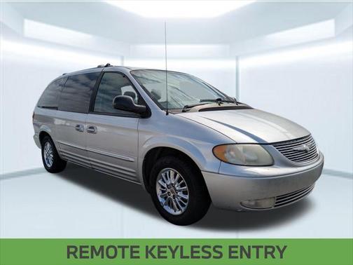 2001 Chrysler Town & Country Limited