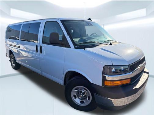 2024 Chevrolet Express 3500 RWD 3500 Extended Wheelbase LT