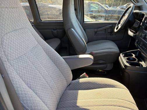 2024 Chevrolet Express 3500 RWD 3500 Extended Wheelbase LT