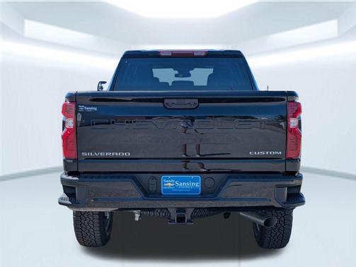 2026 Chevrolet Silverado 2500 Custom
