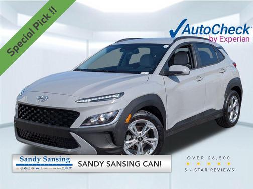 2022 Hyundai KONA SEL