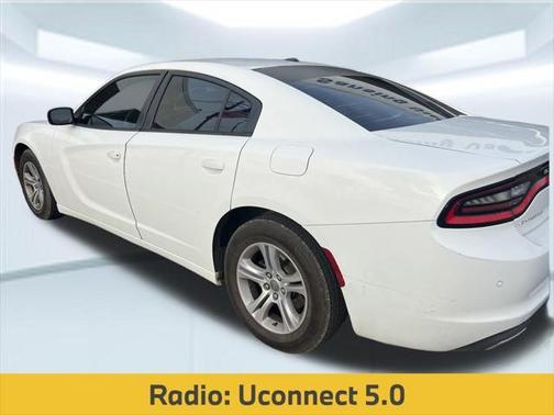 2016 Dodge Charger SE