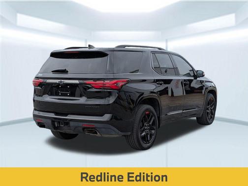 Mosaic Black Metallic 2023 Chevrolet Traverse Premier