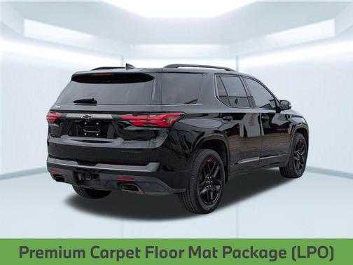 Mosaic Black Metallic 2023 Chevrolet Traverse Premier