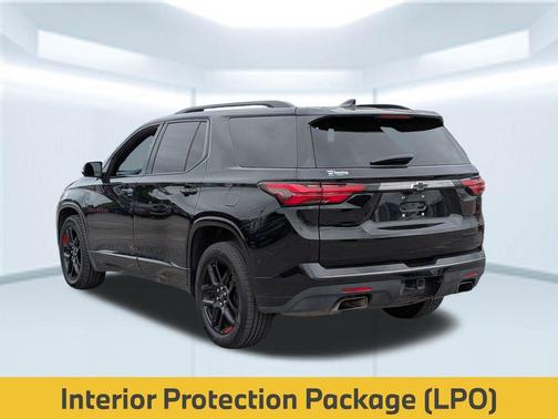 Mosaic Black Metallic 2023 Chevrolet Traverse Premier