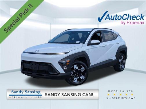 Atlas White 2024 Hyundai KONA SEL