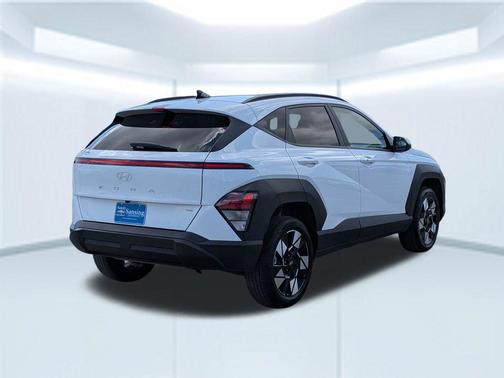 Atlas White 2024 Hyundai KONA SEL