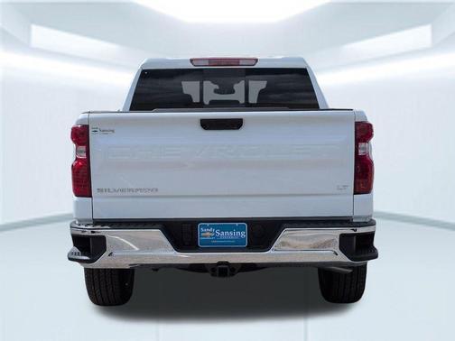 Summit White 2026 Chevrolet Silverado 1500 LT