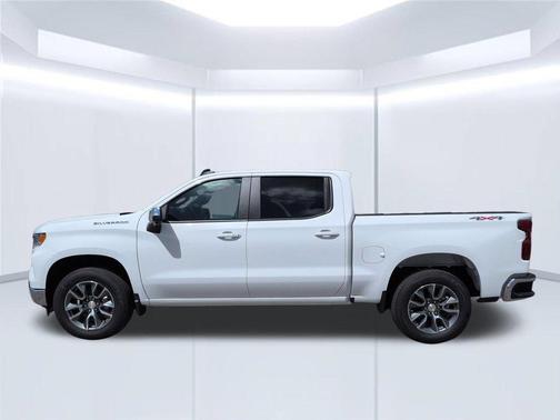 Summit White 2026 Chevrolet Silverado 1500 LT