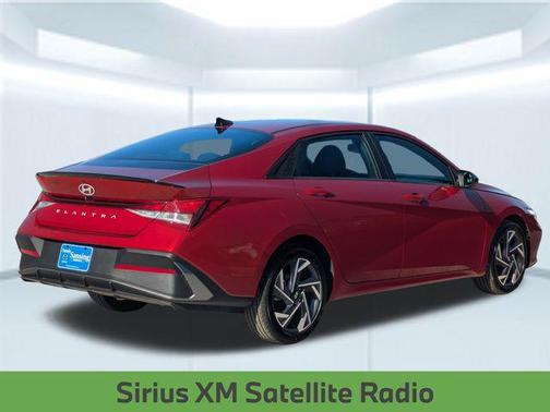 2025 Hyundai ELANTRA Sport