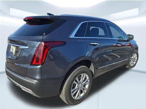 2020 Cadillac XT5 Premium Luxury