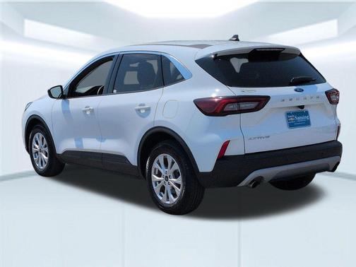 OXFORD WHITE 2024 Ford Escape Active