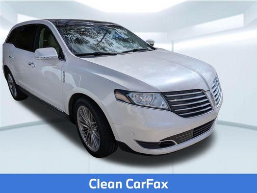 2018 Lincoln MKT Reserve