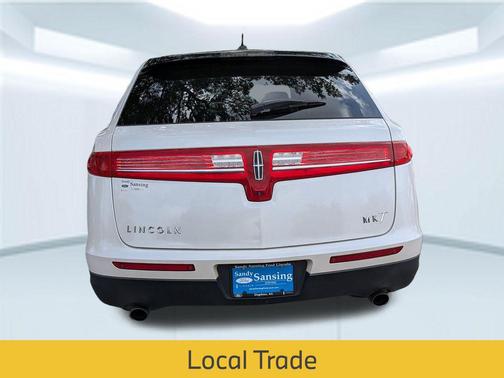 2018 Lincoln MKT Reserve