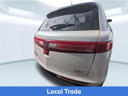 2018 Lincoln MKT Reserve