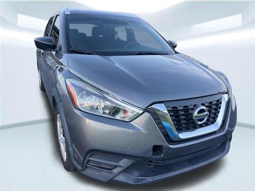 2019 Nissan Kicks S
