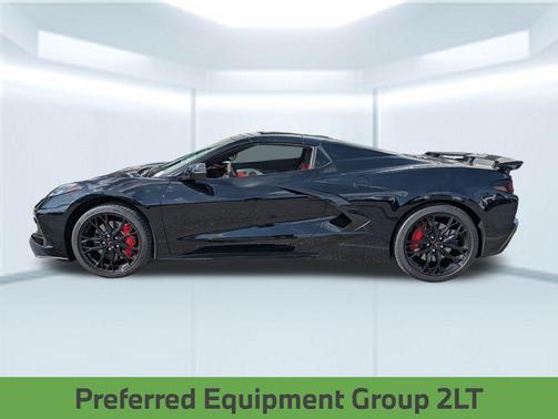 2025 Chevrolet Corvette Stingray w/2LT
