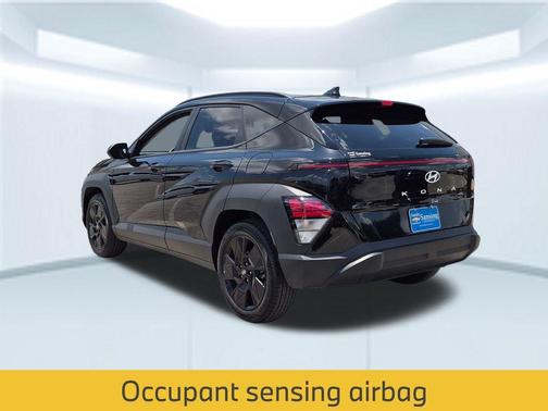 Abyss Black Pearl 2026 Hyundai KONA SEL Sport