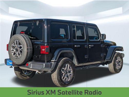 2025 Jeep Wrangler 4-Door Sahara 4x4
