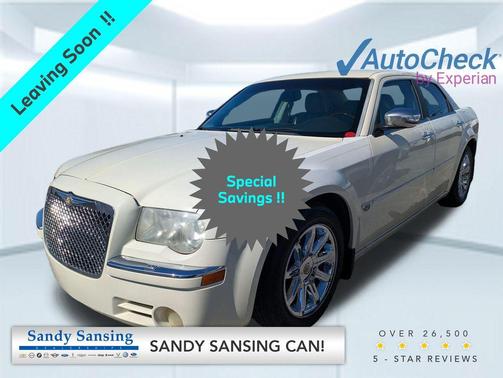 2005 Chrysler 300C Base