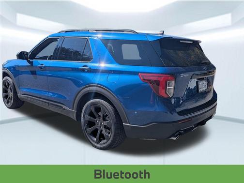 2022 Ford Explorer ST-Line