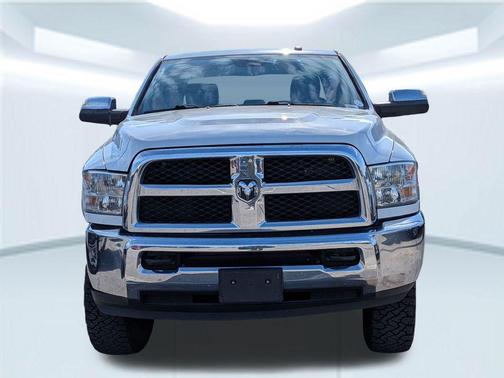2018 RAM 2500 Tradesman Crew Cab 4x4 6'4' Box