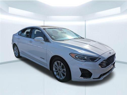 2019 Ford Fusion Hybrid SEL