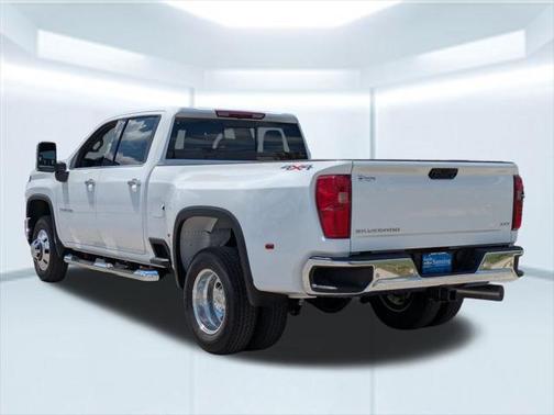 2025 Chevrolet Silverado 3500 LTZ