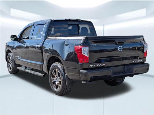 2020 Nissan Titan SV