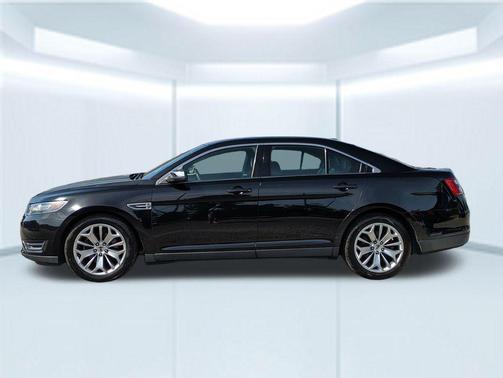 2017 Ford Taurus Limited