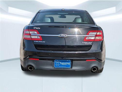 2017 Ford Taurus Limited