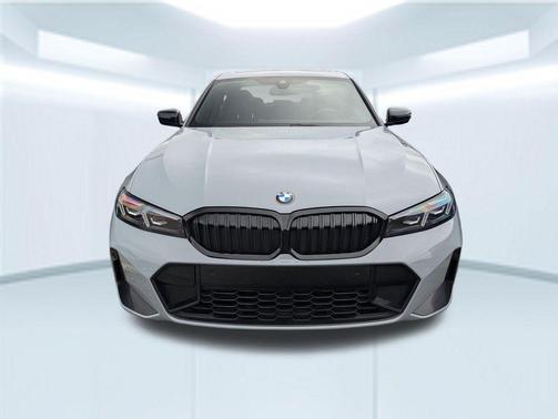 2023 BMW 330 330i
