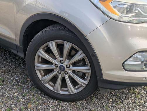 WHITE GOLD METALLIC 2017 Ford Escape Titanium