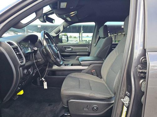 Granite Crystal Metallic Clearcoat 2021 RAM 1500 Big Horn/Lone Star