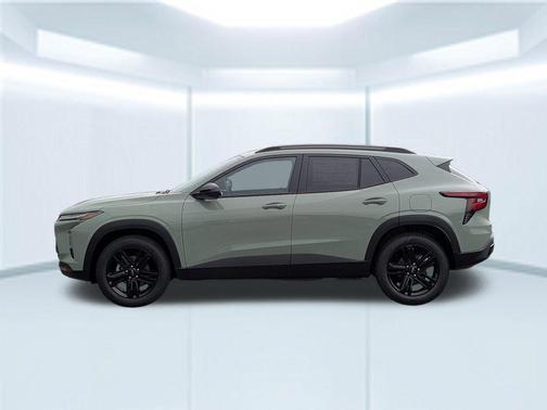 Cacti Green 2026 Chevrolet Trax FWD ACTIV