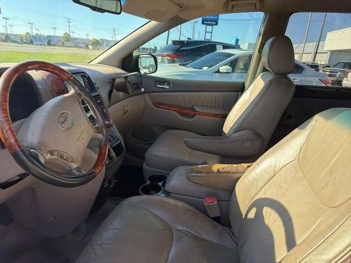 2007 Toyota Sienna XLE Limited