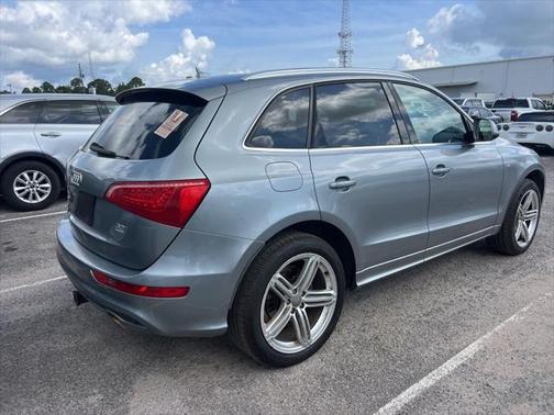 2011 Audi Q5 Premium Plus
