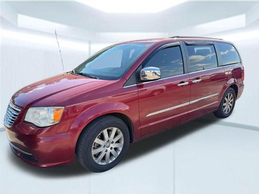 2012 Chrysler Town & Country Touring-L