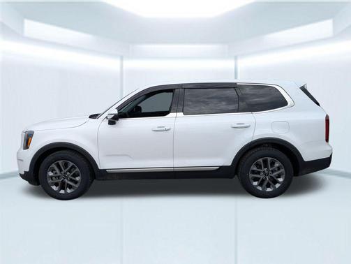 2023 Kia Telluride LX