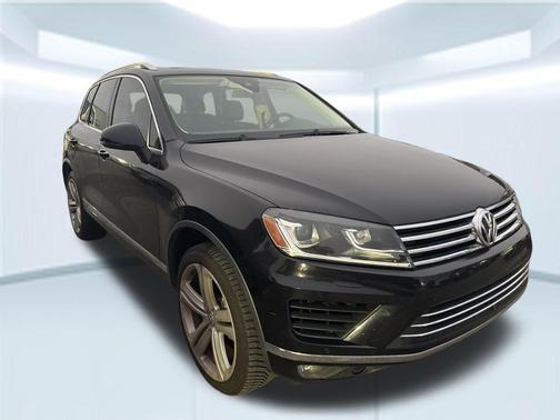 2017 Volkswagen Touareg V6 Executive