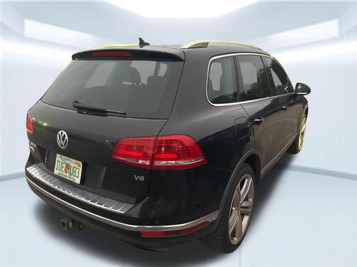 2017 Volkswagen Touareg V6 Executive