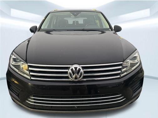 2017 Volkswagen Touareg V6 Executive